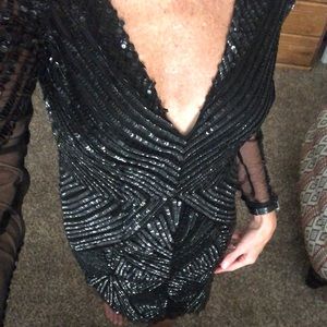 Gianni Bini plunging neckline cocktail dress sz 6